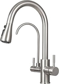 Cómo mantener un grifo de cocina de dos vías en perfecto estado